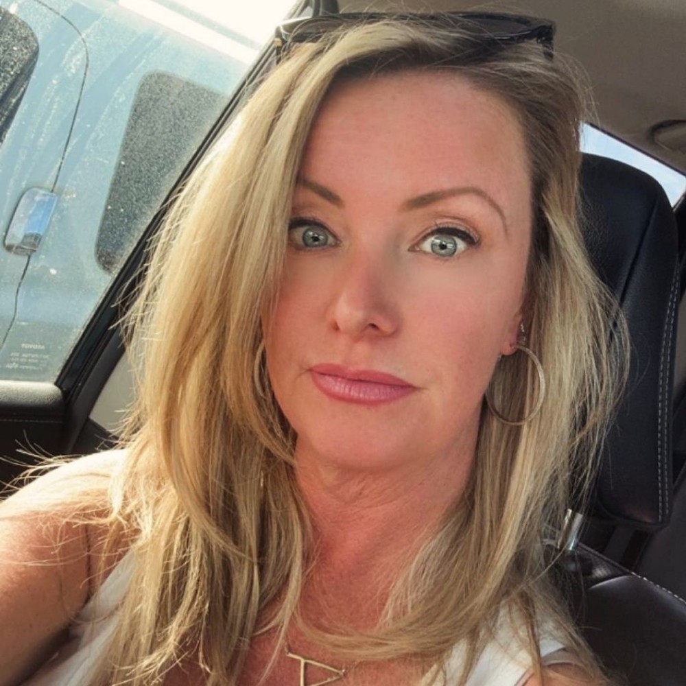 Meet your Posher, Alicia